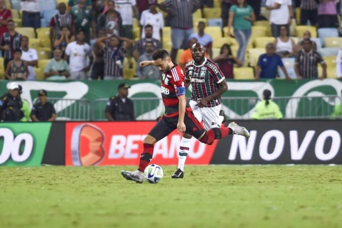 Ídolo do Flamengo reprova atitude do clube com Everton Ribeiro: 'Não foi legal'