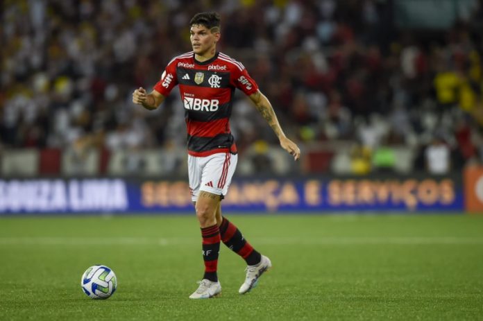 Flamengo tem cinco jogadores na Seleção da Rodada do Brasileirão; confira