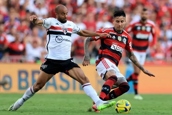 'Nem parece que o Flamengo está em crise, tem brincadeirinha de esconder almoço', diz jornalista sobre bastidores do clube