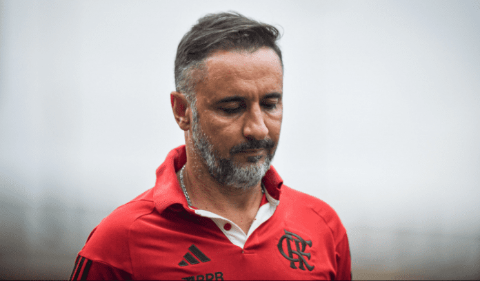 Vítor Pereira fala sobre passagem no Flamengo: 'Não tive tempo'
