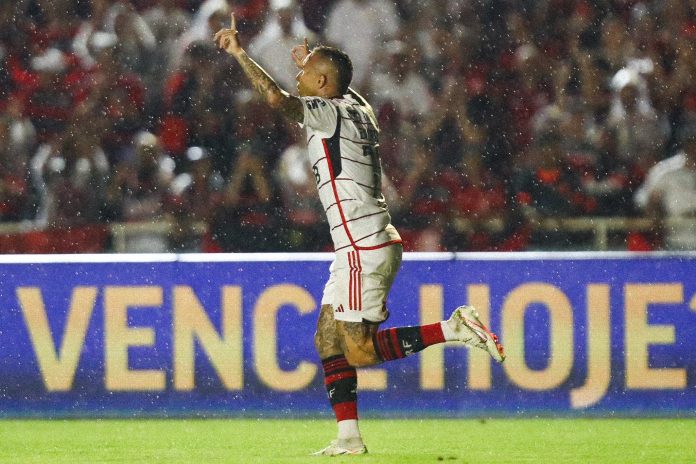 Voando! Cebolinha é destaque do Flamengo desde a chegada de Tite; veja números