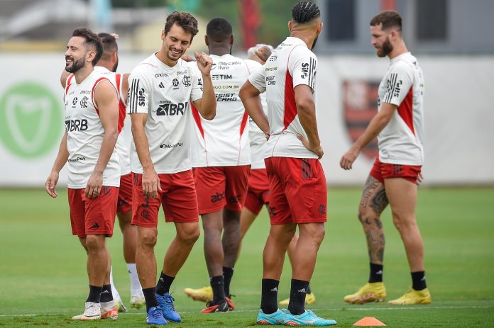 Benja fala sobre ano do Flamengo: 'Houve soberba e arrogância'