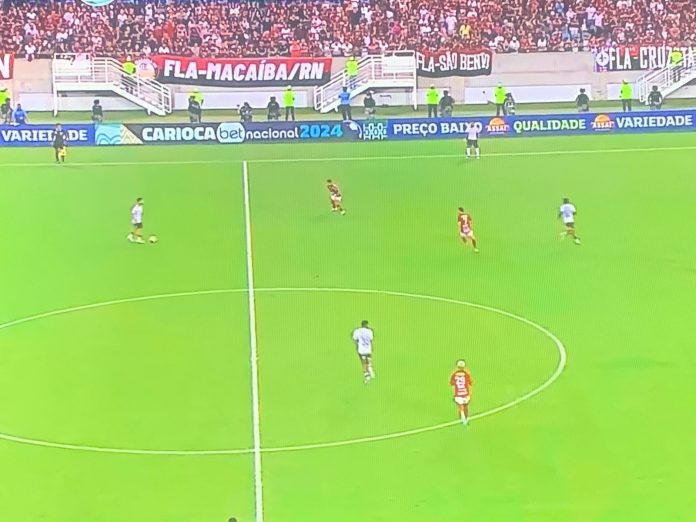 Em jogo morno na Arena das Dunas, Flamengo fica no empate com a Portuguesa