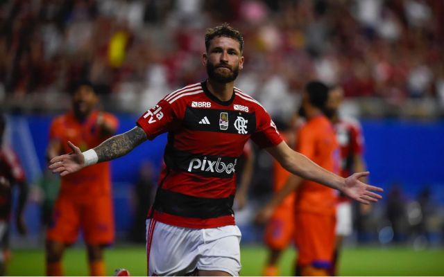 Autor de um gol contra o Audax, Léo Pereira vive grande fase no Flamengo