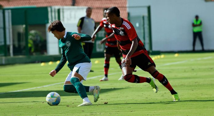 Flamengo estreia com derrota para o Goiás no Brasileirão sub-20